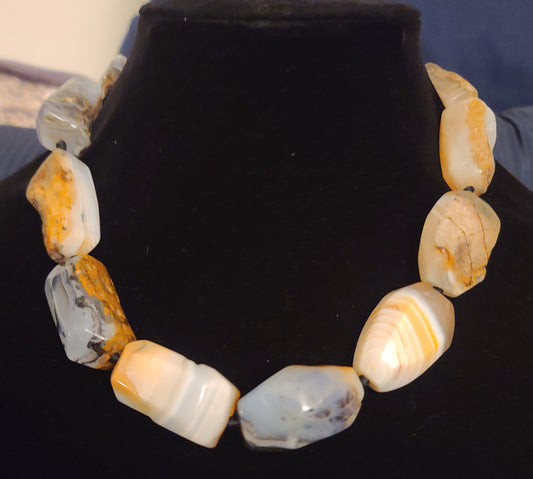 Agate Gemstone Necklace