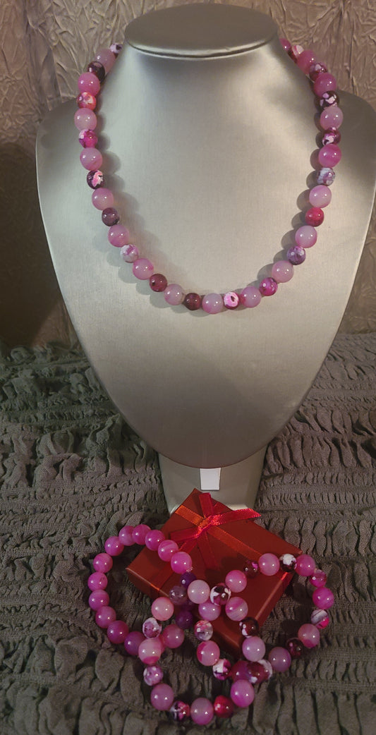 Agate Necklace comes with 1 Matching Stretch Bracelet