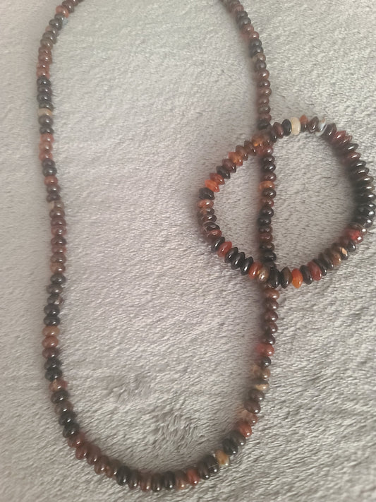 Red Banded Agate Bead Necklace with Stretch Bracelet